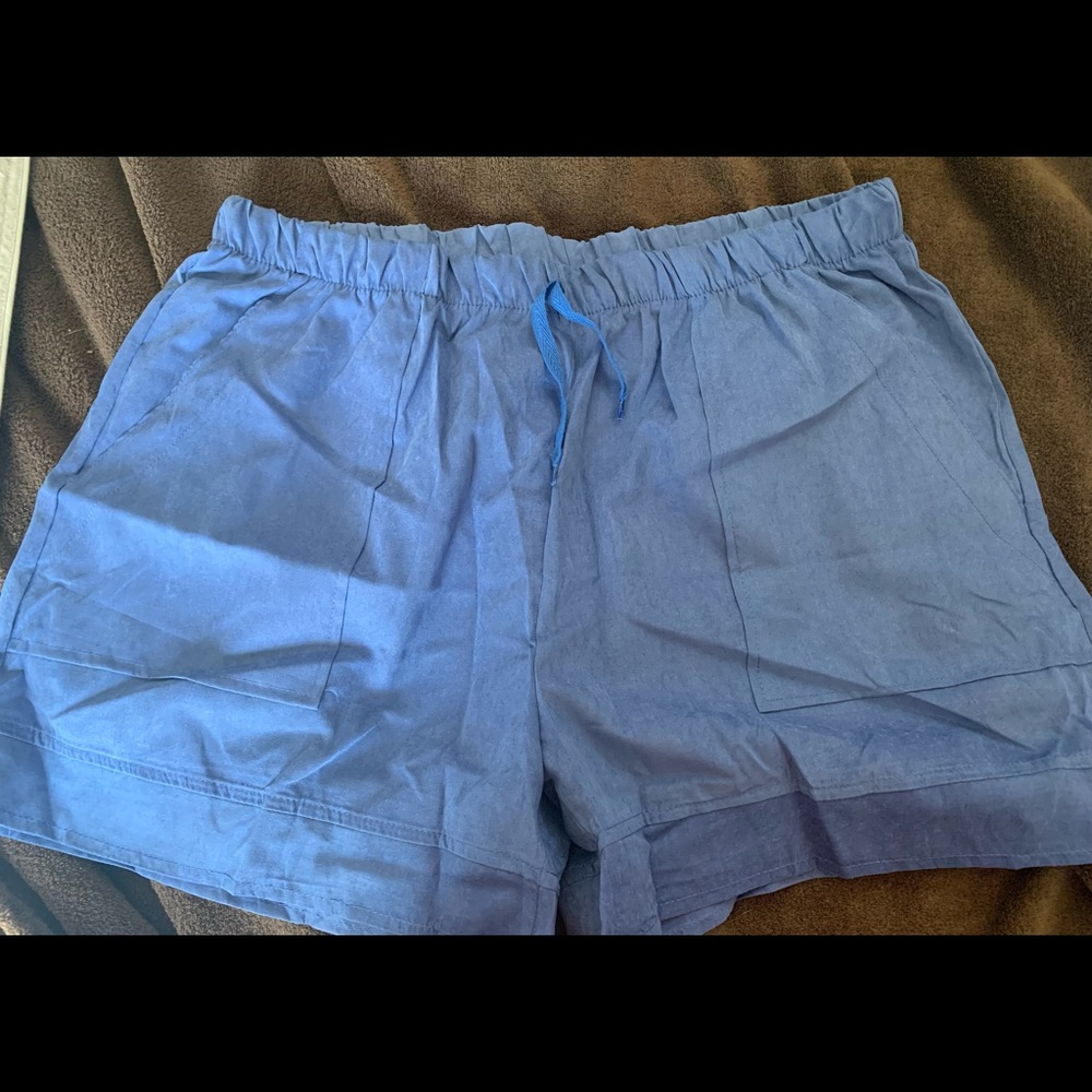 $5 & $10 sale - Cute lightweight dark blue shorts